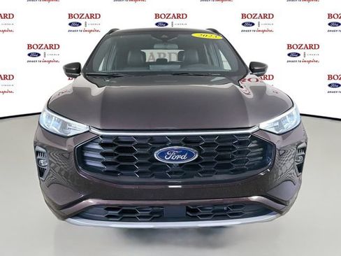 Certified 2023 Ford Escape ST-Line Select w/ Tech Pack #2 AWD/4WD image 2
