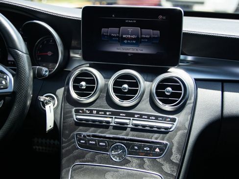 Used 2015 Mercedes-Benz C 300 4MATIC Sedan w/ Multimedia Package image 27