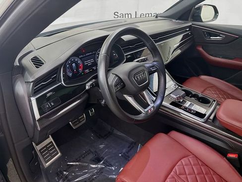 Used 2022 Audi SQ8 Prestige AWD/4WD image 9