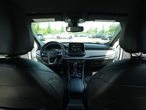 Used 2025 Jeep Compass Latitude AWD/4WD image 24