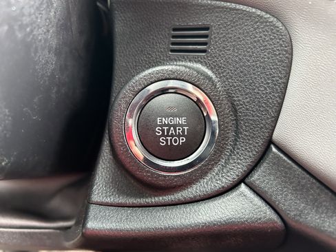 Certified 2025 Subaru Outback Limited image 16