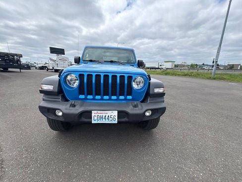 Used 2021 Jeep Wrangler Sport AWD/4WD image 2