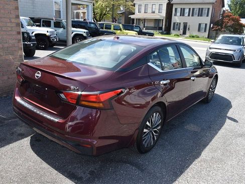 Used 2023 Nissan Altima 2.5 SV FWD image 4
