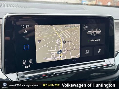 Certified 2025 Volkswagen Atlas SEL image 25