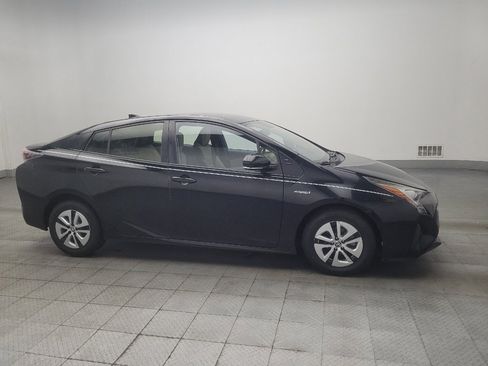 Used 2016 Toyota Prius Four FWD image 11