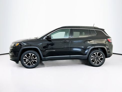Used 2022 Jeep Compass Limited image 4