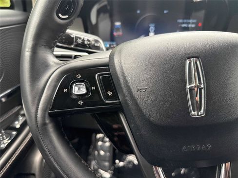 Used 2023 Lincoln Corsair Reserve w/ Jet Appearance Package FWD image 18