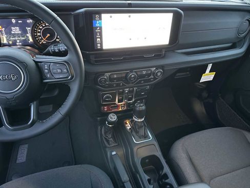 New 2026 Jeep Wrangler Unlimited Rubicon image 24