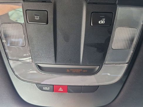Used 2025 Kia Sportage X-Line AWD/4WD image 14