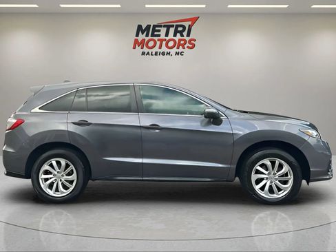 Used 2018 Acura RDX AWD w/ Technology Package image 2