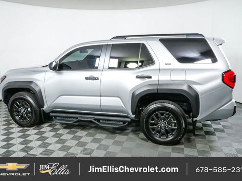 Used 2025 Toyota 4Runner SR5 RWD image 27