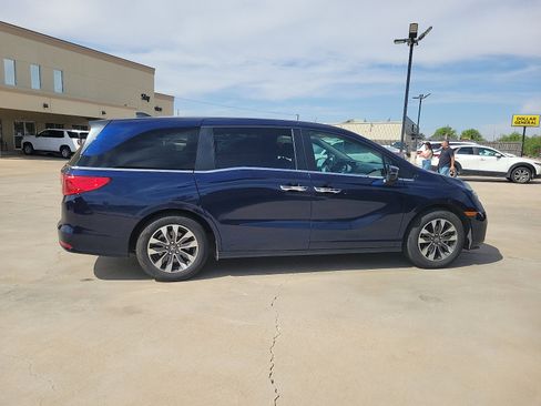 Used 2024 Honda Odyssey EX-L image 8