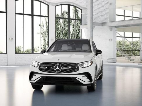 Used 2023 Mercedes-Benz GLC 300 4MATIC image 42