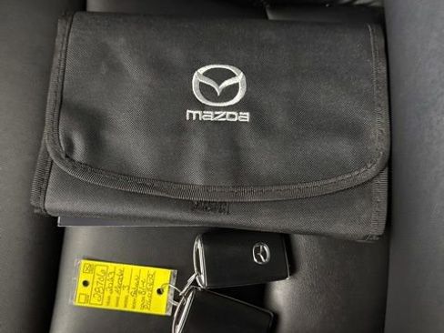 Used 2023 MAZDA MAZDA3 s image 15