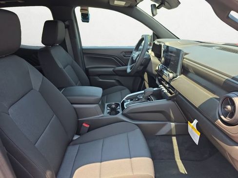 New 2026 Chevrolet Colorado Trail Boss AWD/4WD image 15