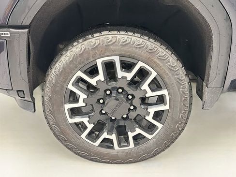 Certified 2024 GMC Sierra 2500 AT4 w/ Technology Package image 27
