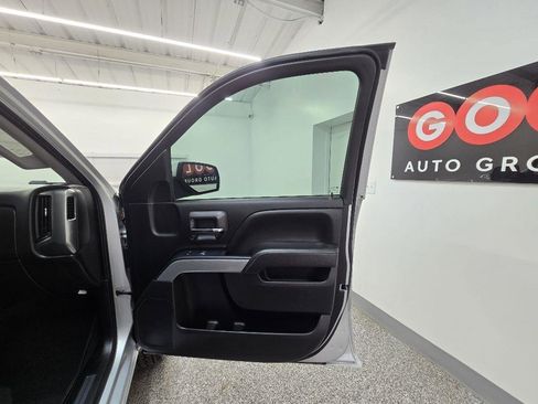 Used 2019 Chevrolet Silverado 1500 LT AWD/4WD image 27