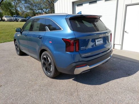 New 2025 Kia Sorento EX w/ EX Panoramic Sunroof Package image 8