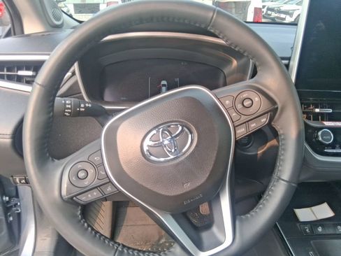 Used 2026 Toyota Corolla Cross XLE w/ Convenience Package AWD/4WD image 12