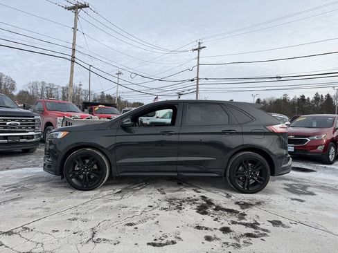 Certified 2022 Ford Edge ST w/ Equipment Group 401A image 3