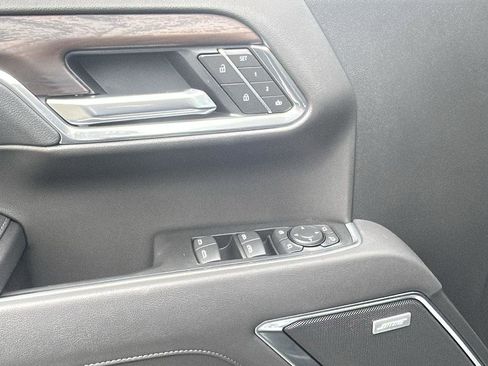 New 2026 GMC Sierra 1500 SLT w/ SLT Premium Package image 16