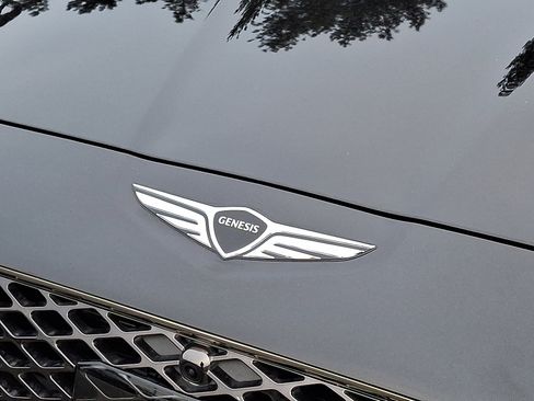 Certified 2025 Genesis G70 3.3T Advanced w/ Sport Prestige Package image 8