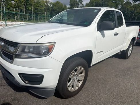 Used 2015 Chevrolet Colorado W/T RWD image 5