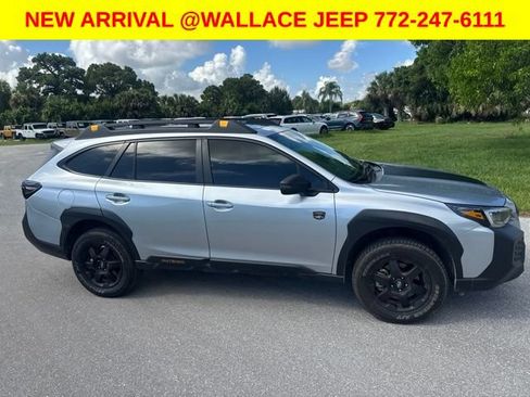 Used 2025 Subaru Outback Wilderness AWD/4WD image 5