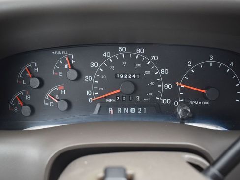 Used 2000 Ford F250 Lariat image 11