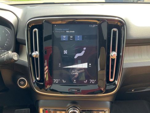 Used 2020 Volvo XC40 T5 Inscription image 33