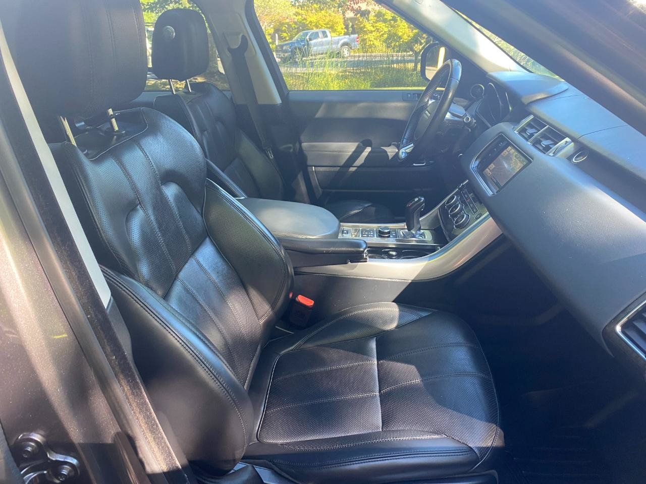 Used 2015 Land Rover Range Rover Sport HSE AWD/4WD image 18