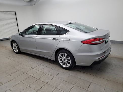 Used 2020 Ford Fusion SE image 3