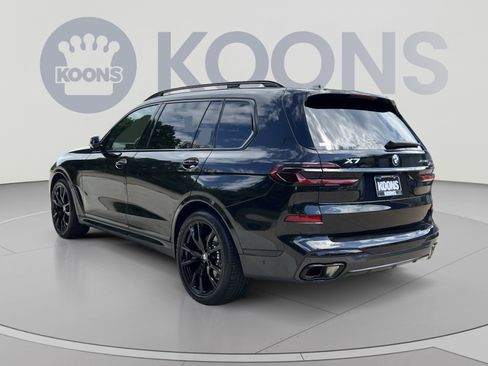 Used 2026 BMW X7 xDrive40i AWD/4WD image 4