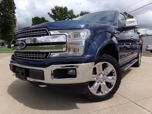 Used 2018 Ford F150 Lariat w/ Equipment Group 502A Luxury AWD/4WD image 8