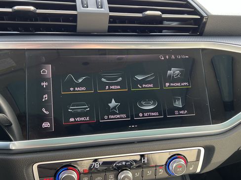 Certified 2025 Audi Q3 2.0T Premium Plus w/ Premium Plus Package image 23