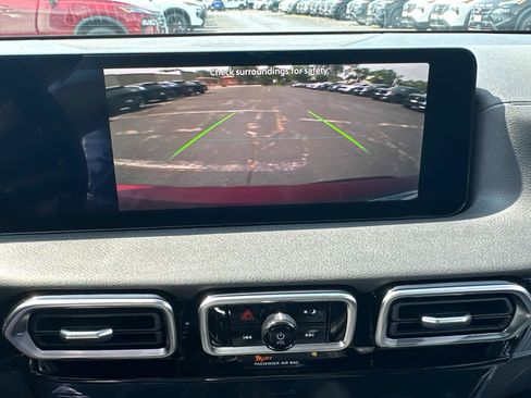 New 2026 Nissan Sentra SV w/ SV Convenience Package FWD image 32