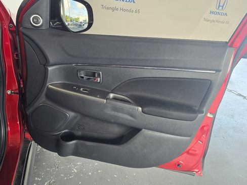 Used 2020 Mitsubishi Outlander Sport GT image 17