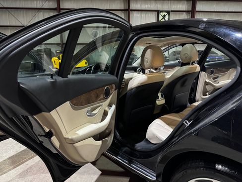 Used 2017 Mercedes-Benz C 300 4MATIC Sedan w/ Premium 1 Package image 16