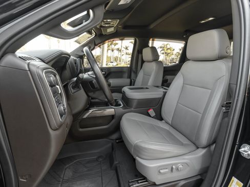 Used 2021 Chevrolet Silverado 1500 LTZ image 7