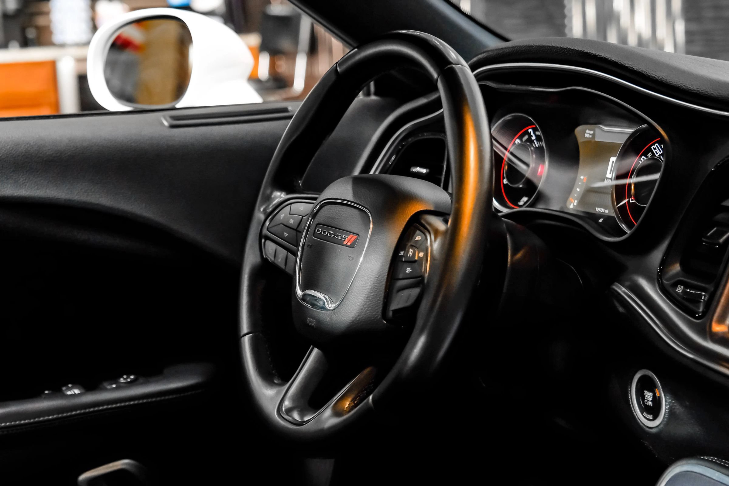 Used 2016 Dodge Challenger SXT RWD image 11