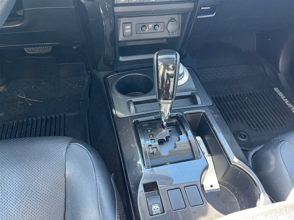 Used 2019 Toyota 4Runner Limited AWD/4WD image 9
