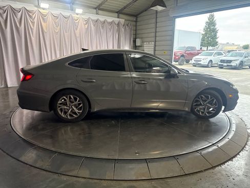 Used 2021 Hyundai Sonata SEL w/ Cargo Package FWD image 4