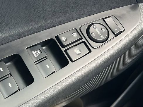 Used 2019 Hyundai Tucson SE FWD image 17