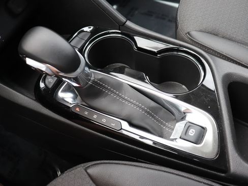 Used 2025 Buick Encore GX Preferred FWD image 16