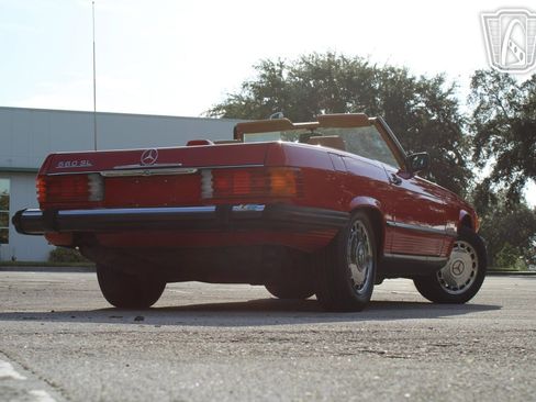 Used 1987 Mercedes-Benz 560 SL image 17