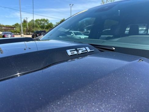 Used 2022 Chevrolet Silverado 1500 ZR2 AWD/4WD image 14