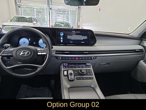 Certified 2023 Hyundai Palisade SEL w/ Premium Package AWD/4WD image 15