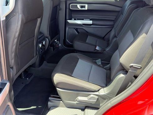 Used 2022 Ford Explorer XLT RWD image 24