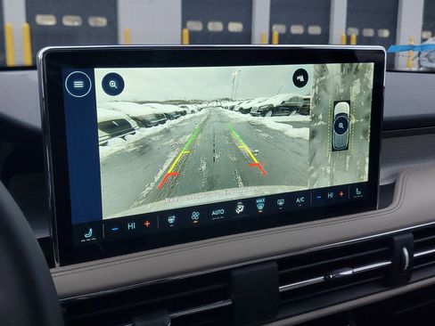 New 2026 Lincoln Corsair Premiere image 21