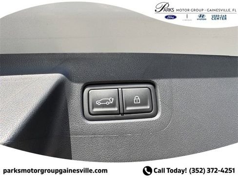 New 2025 Hyundai Santa Fe XRT image 8